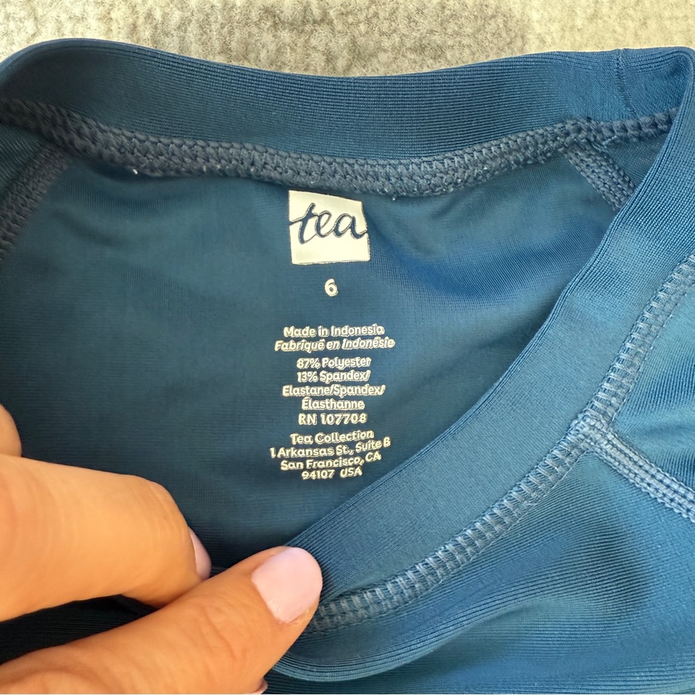 Tea Collection Rash Guard & Trunks - Picture 8 of 10
